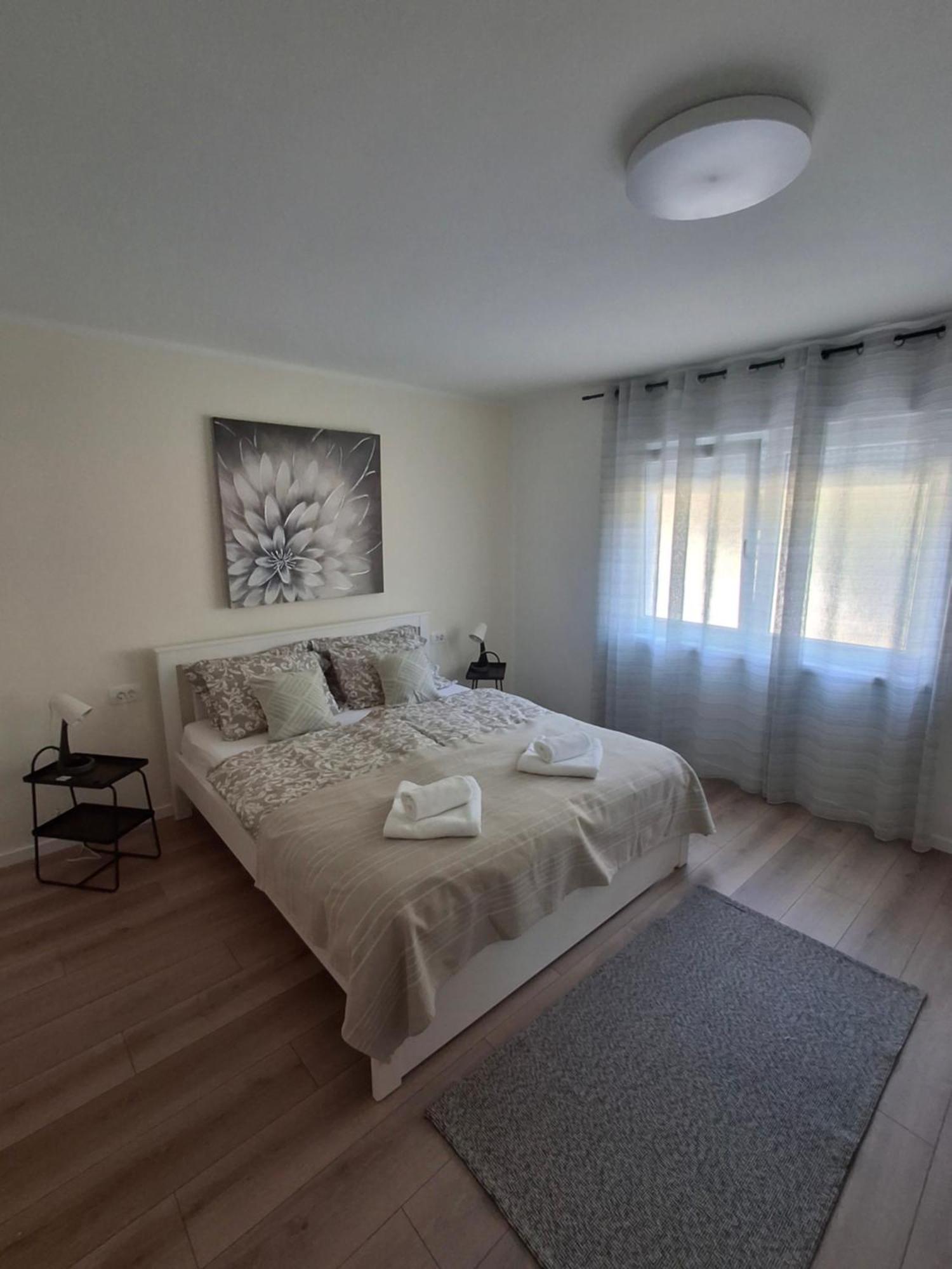 Apartmani Alma PUY Eksteriør bilde