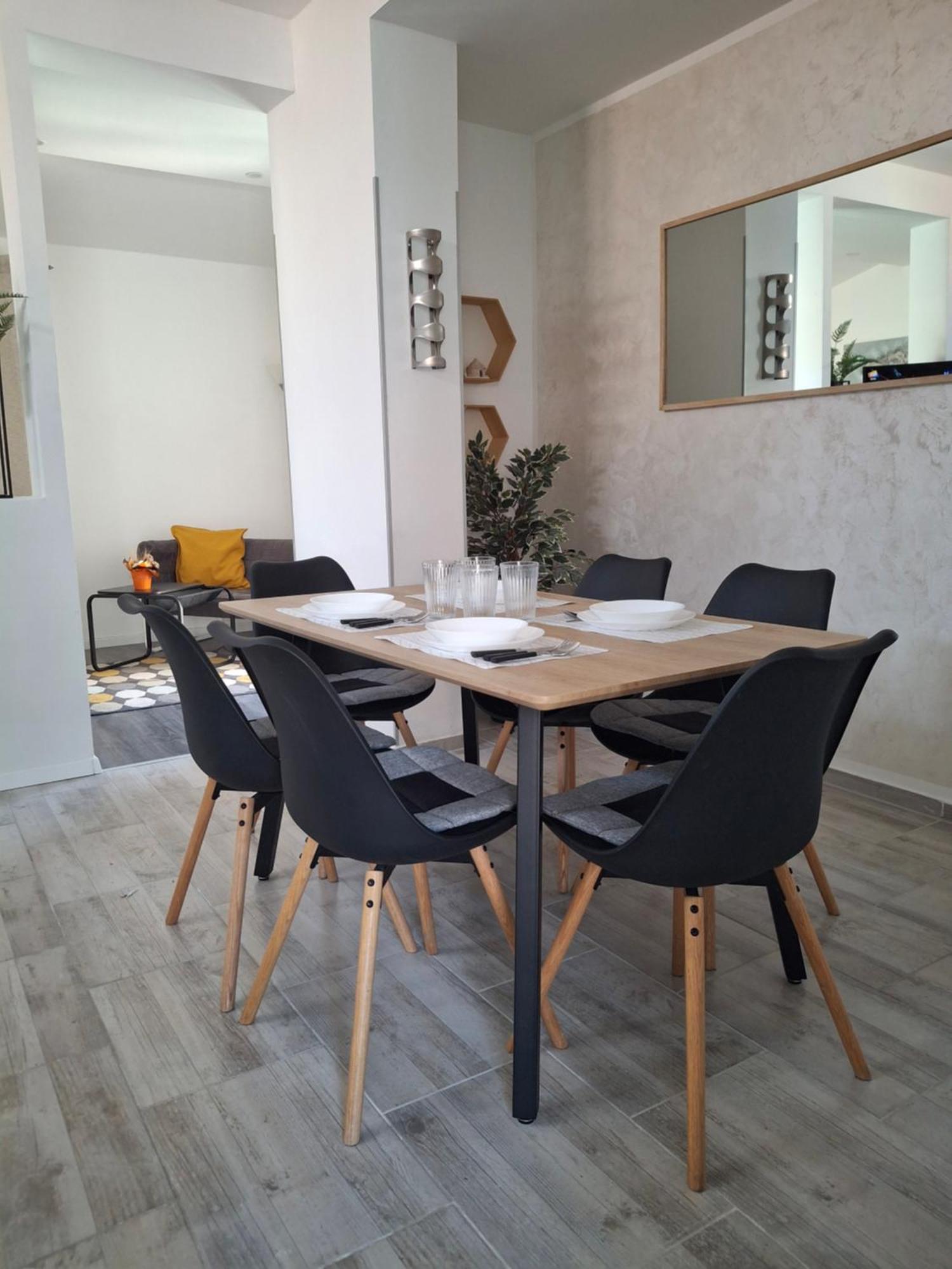 Apartmani Alma PUY Eksteriør bilde